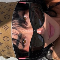 Reilly Lamb / Reillyyylamb Nua