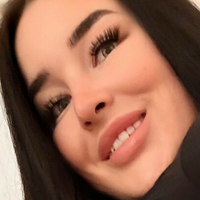 reneefox Nua