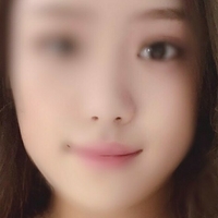 Riley Roze Nua