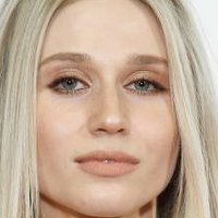 Rita Volk Nua