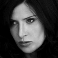 Ronni Ancona Nua