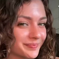 Ruby Derossi Nua