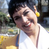 Ruth Madoc Nua