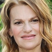 Sandra Bernhard Nua
