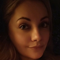 Sarah Milkowski Nua
