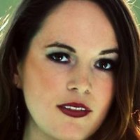 Sarah Nicklin Nua
