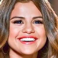 Selena Lori Nua