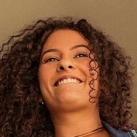 Senhorita Goulart Nua