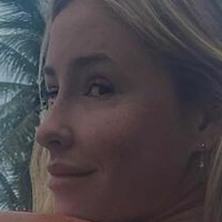 Sienna Kolesnyk Nua