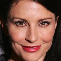 Simmone Mackinnon Nua