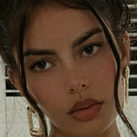 skyestella Nua
