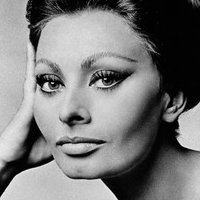 Sophia Loren Nua