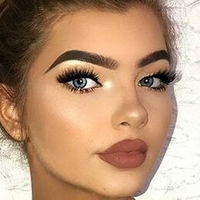 Sophia Mitchell Nua