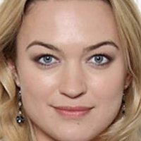 Sophia Myles Nua