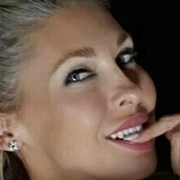 Stacia Kelly Nua