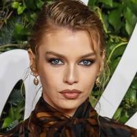 Stella Maxwell Nua