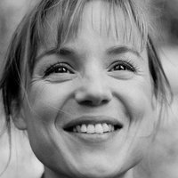 Stéphanie Van Vyve Nua