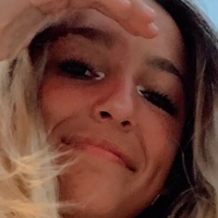 sydneygoldsmithh Nua