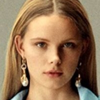 Tara Halliwell Nua