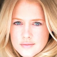 Tess Parker Nua