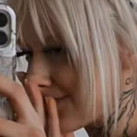 urinternetgirlfrienddd Nua