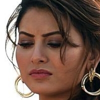 Urvashi Rautela Nua