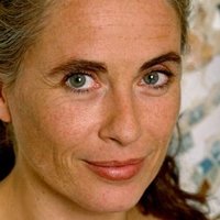 Valérie Allain Nua