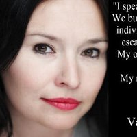 Vanessa de Largie Nua