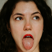 Victoire Deblasset Nua