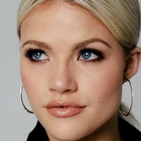 Witney Carson Nua