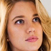 Yael Grobglas Nua