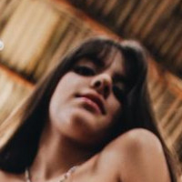 Yasmin Moraes Nua