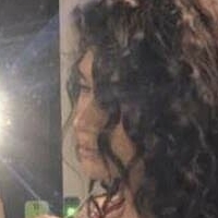 Yesenia Oz Nua