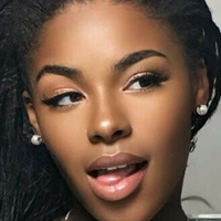 yours_queen Nua