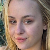 zoeyuso Nua